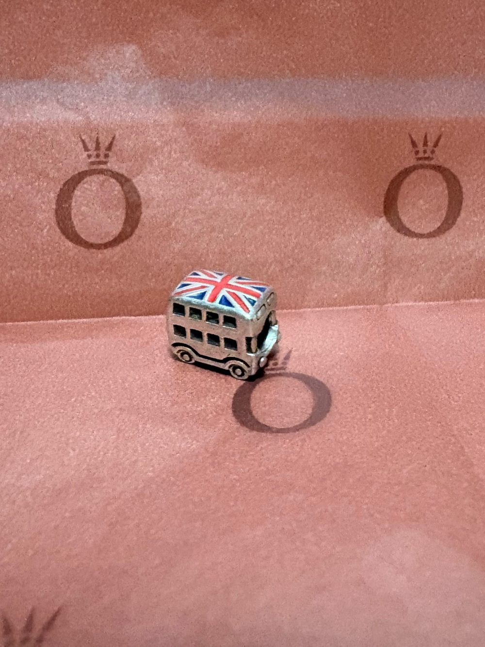 Pandora Union Jack Double-Decker Bus Charm - Picture 5 of 7